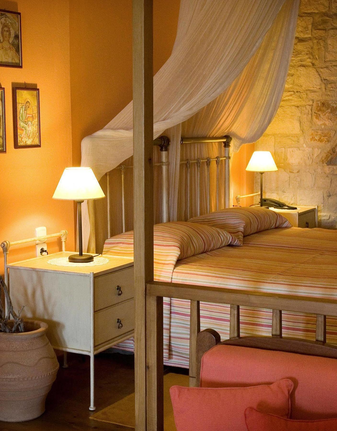 Katalagari Country Hotel Heraklion (Crete)